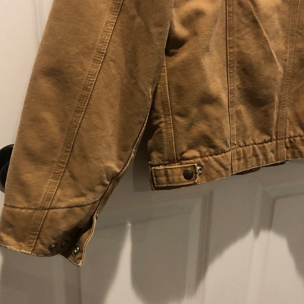 Carhartt WOMENS Field Jacket in Tan with Dark Brown Collar - Picture 5 of 13